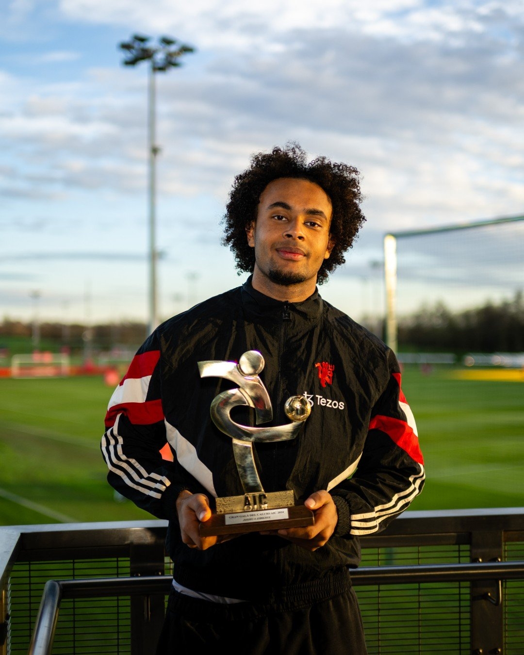 ayx-曼联迎意大利杯关键赛，今晚回应争议，气氛紧张，球探报告显示潜力的简单介绍-ayx